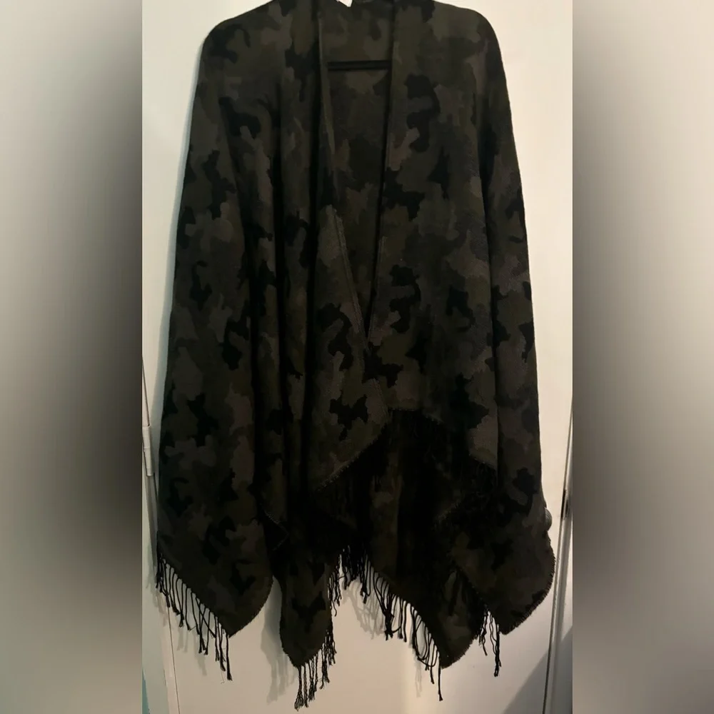 Don't Ask Why Womens OSFM Camo Wrap Made In Italy Earth Tones Acrylic Blend
